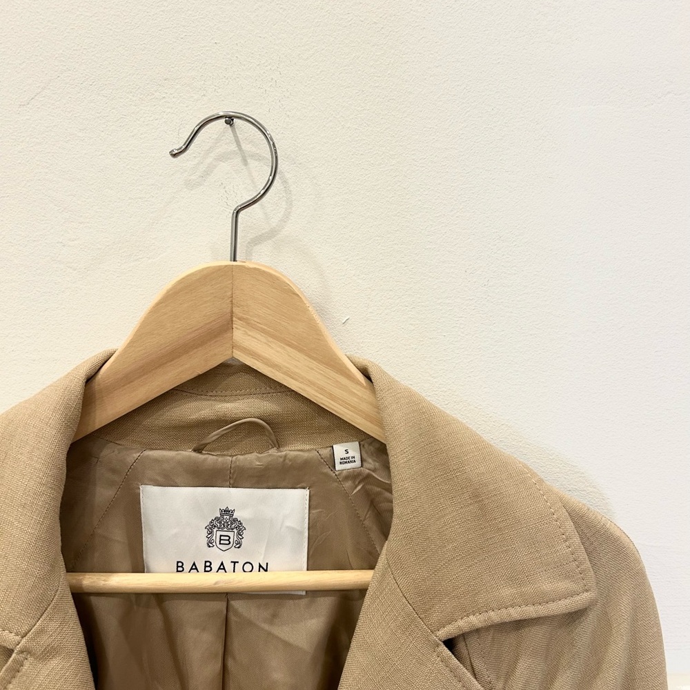 Aritzia Babaton Trench Coat - Picture 4 of 8